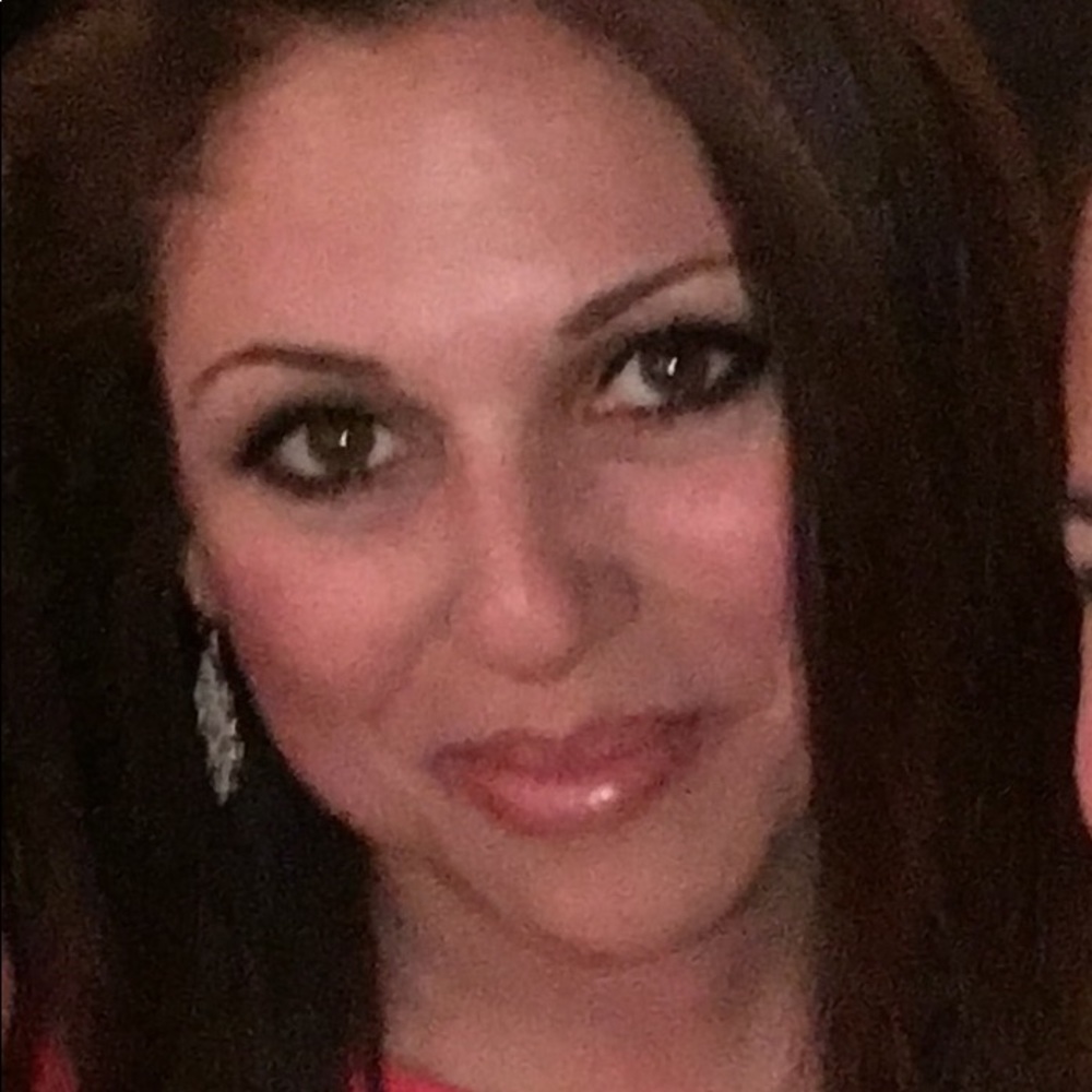 Meet your Posher, Cindy